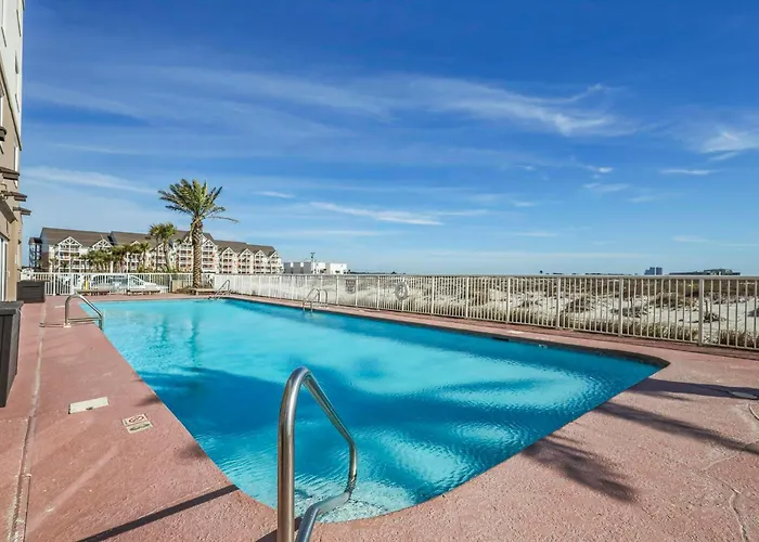 Royal Palms 406